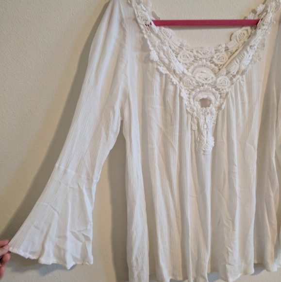 💲Boho Flowy Top - Picture 1 of 5